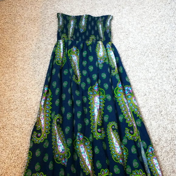 Paisley Maxi Dress - Picture 3 of 8